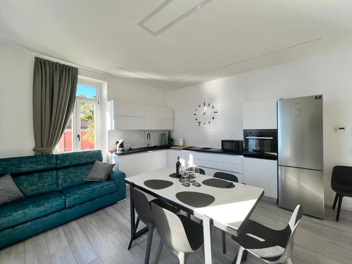 Belvedere 229 Lakeview Apartment غيفّا المظهر الخارجي الصورة